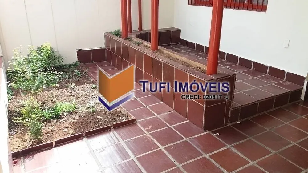 Casa, 6 quartos, 198 m² - Foto 3