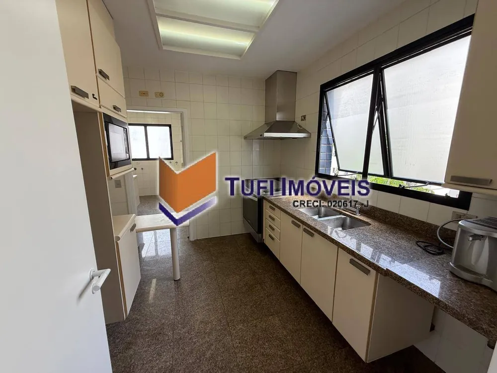 Cobertura, 3 quartos, 216 m² - Foto 2