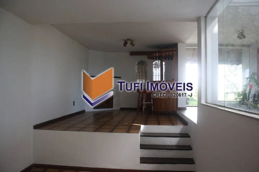 Casa, 4 quartos, 327 m² - Foto 1