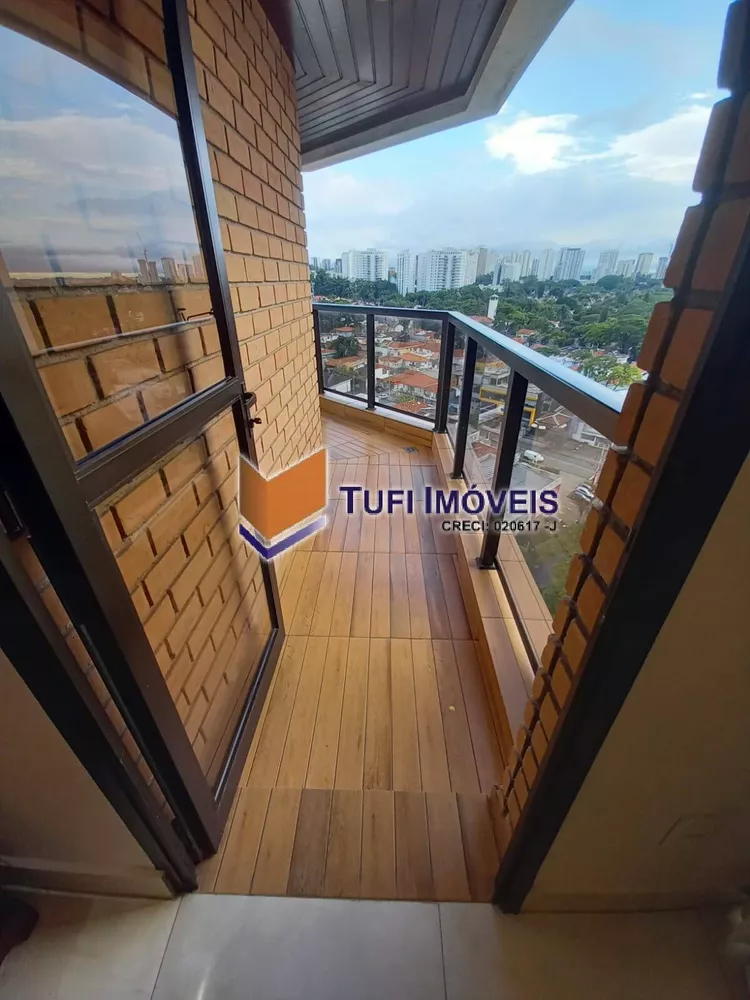 Apartamento à venda com 3 quartos, 208m² - Foto 9