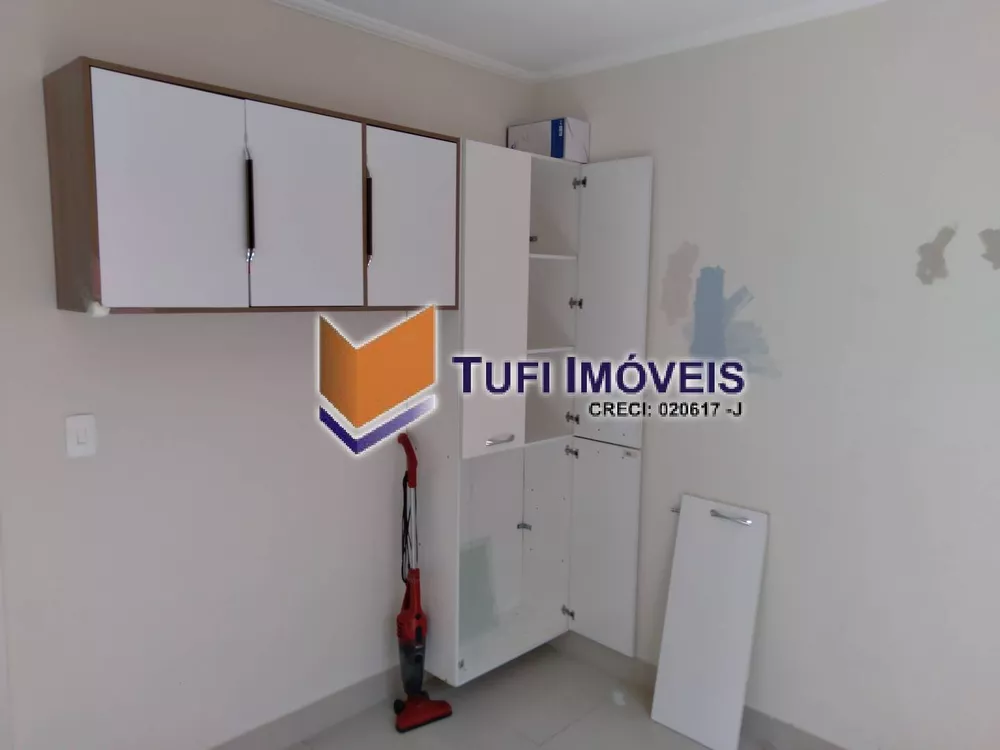 Apartamento à venda com 2 quartos, 61m² - Foto 4