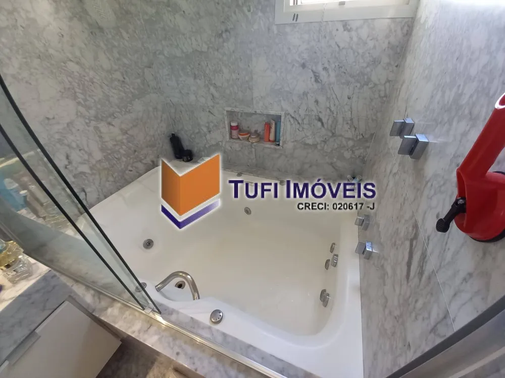 Cobertura, 3 quartos, 244 m² - Foto 1