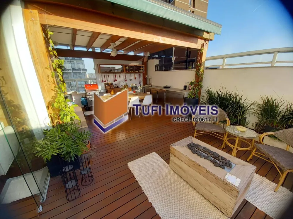 Cobertura, 3 quartos, 244 m² - Foto 2