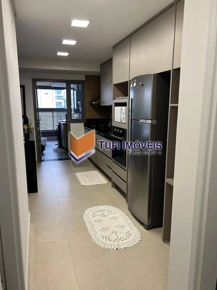 Apartamento, 3 quartos, 131 m² - Foto 2