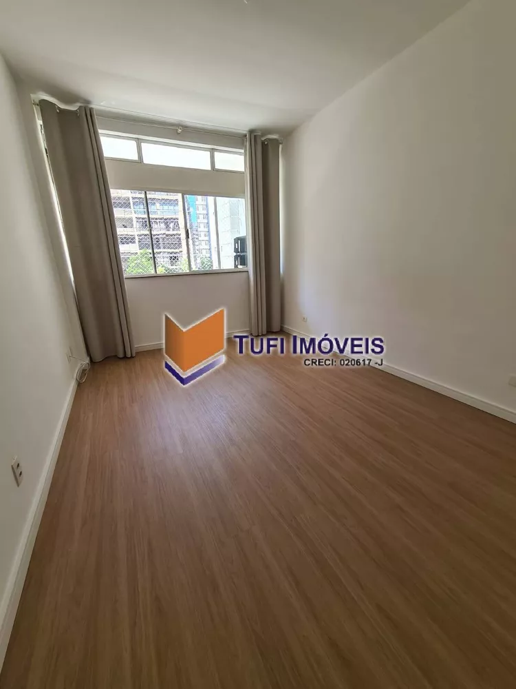 Apartamento à venda com 3 quartos, 127m² - Foto 11