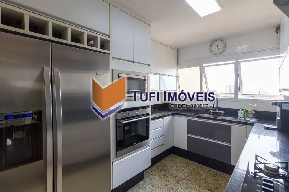Apartamento, 3 quartos, 214 m² - Foto 1