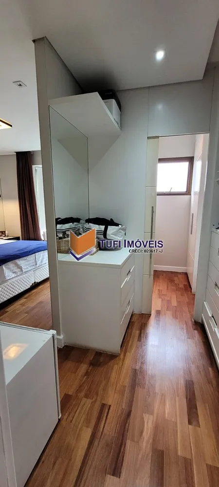 Apartamento, 3 quartos, 228 m² - Foto 2