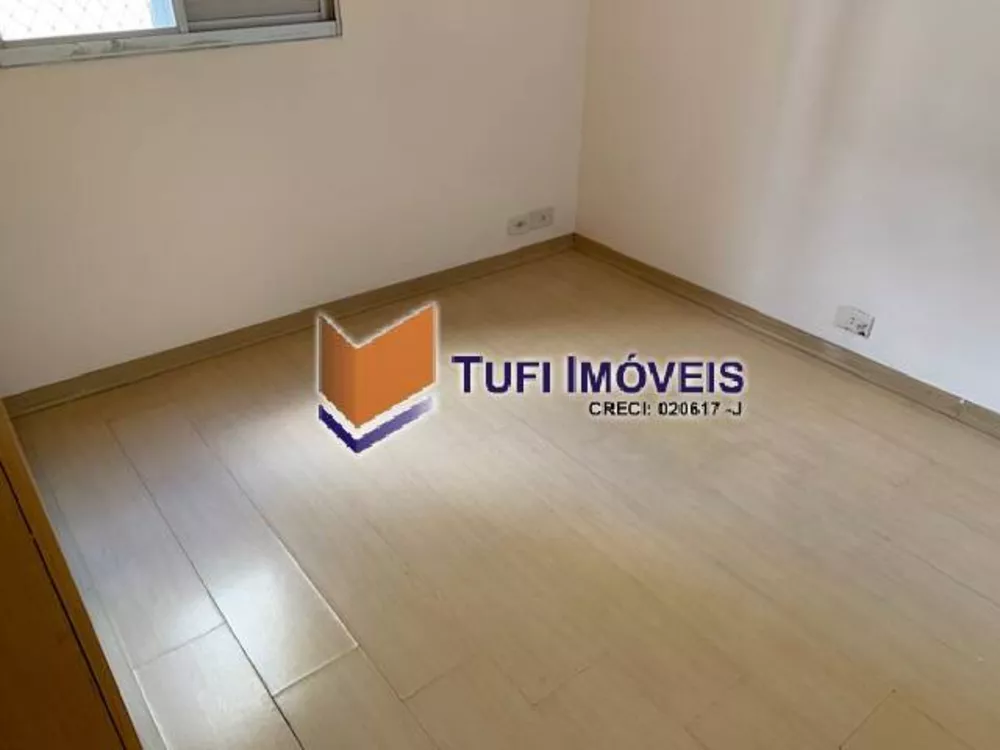 Apartamento à venda com 3 quartos, 75m² - Foto 17