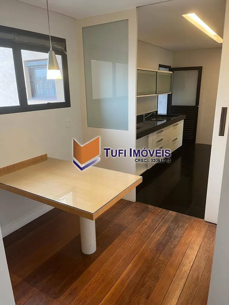 Apartamento, 3 quartos, 192 m² - Foto 2