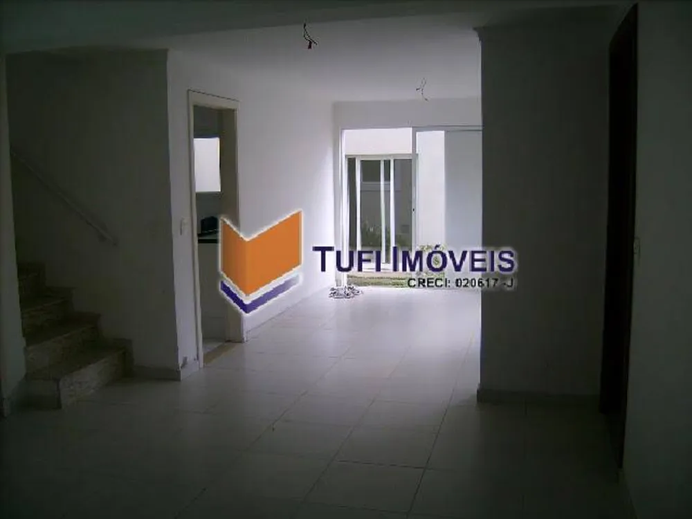 Casa, 3 quartos, 232 m² - Foto 2