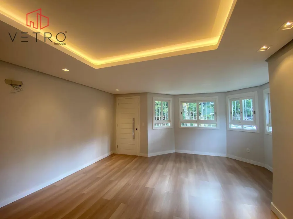 Casa, 5 quartos, 260 m² - Foto 5