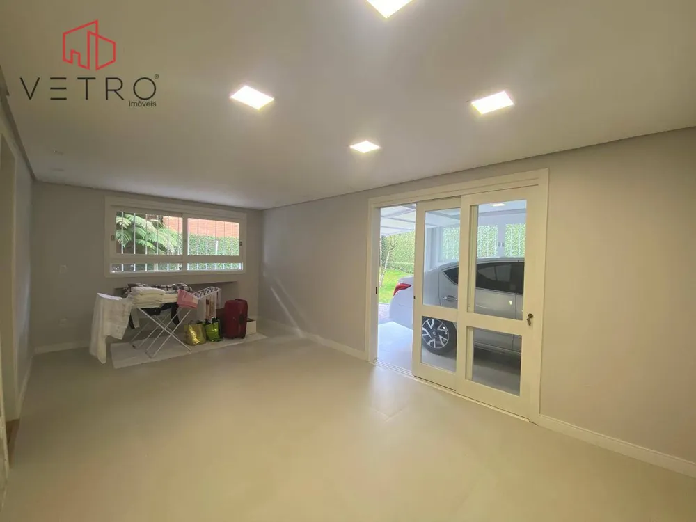 Casa, 5 quartos, 260 m² - Foto 4
