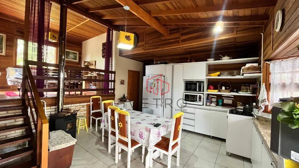 Casa, 5 quartos, 158 m² - Foto 2