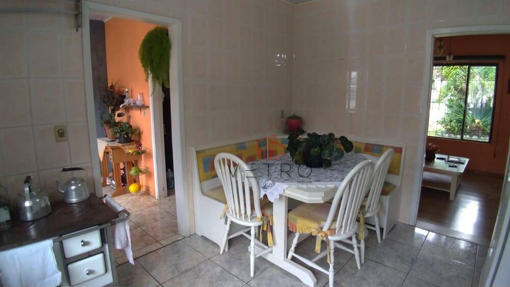 Casa, 4 quartos, 169 m² - Foto 2