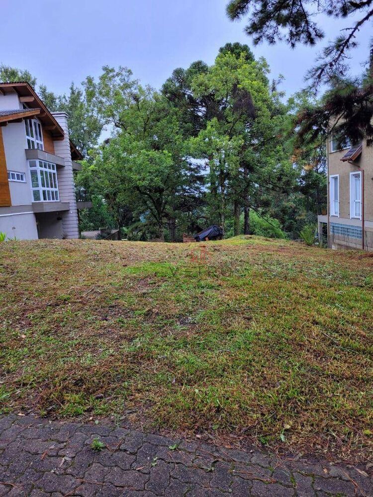 Loteamento e Condomínio, 600 m² - Foto 1