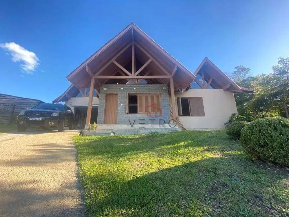 Casa, 3 quartos, 220 m² - Foto 2
