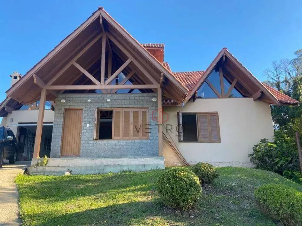 Casa, 3 quartos, 220 m² - Foto 1