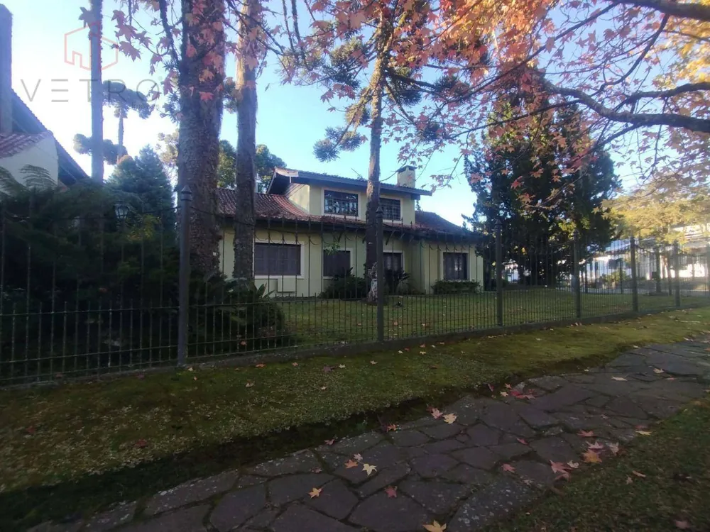 Casa, 5 quartos, 308 m² - Foto 1