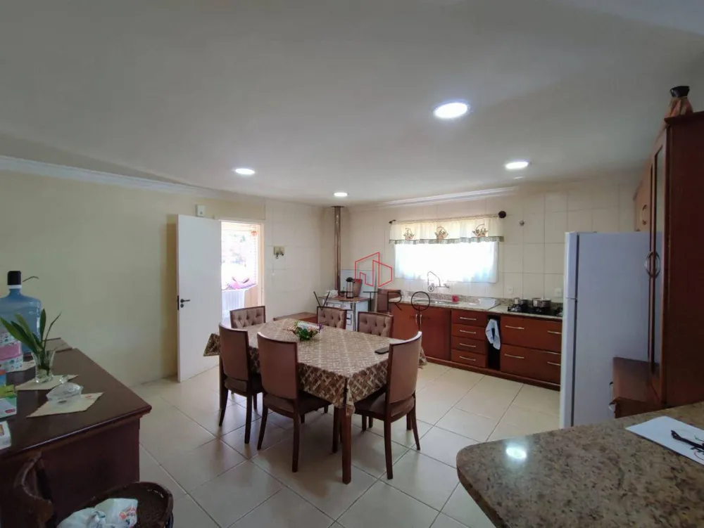 Casa, 3 quartos, 197 m² - Foto 3