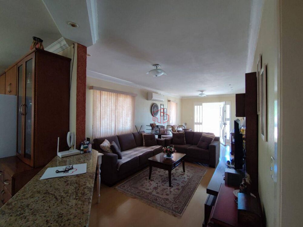 Casa, 3 quartos, 197 m² - Foto 8