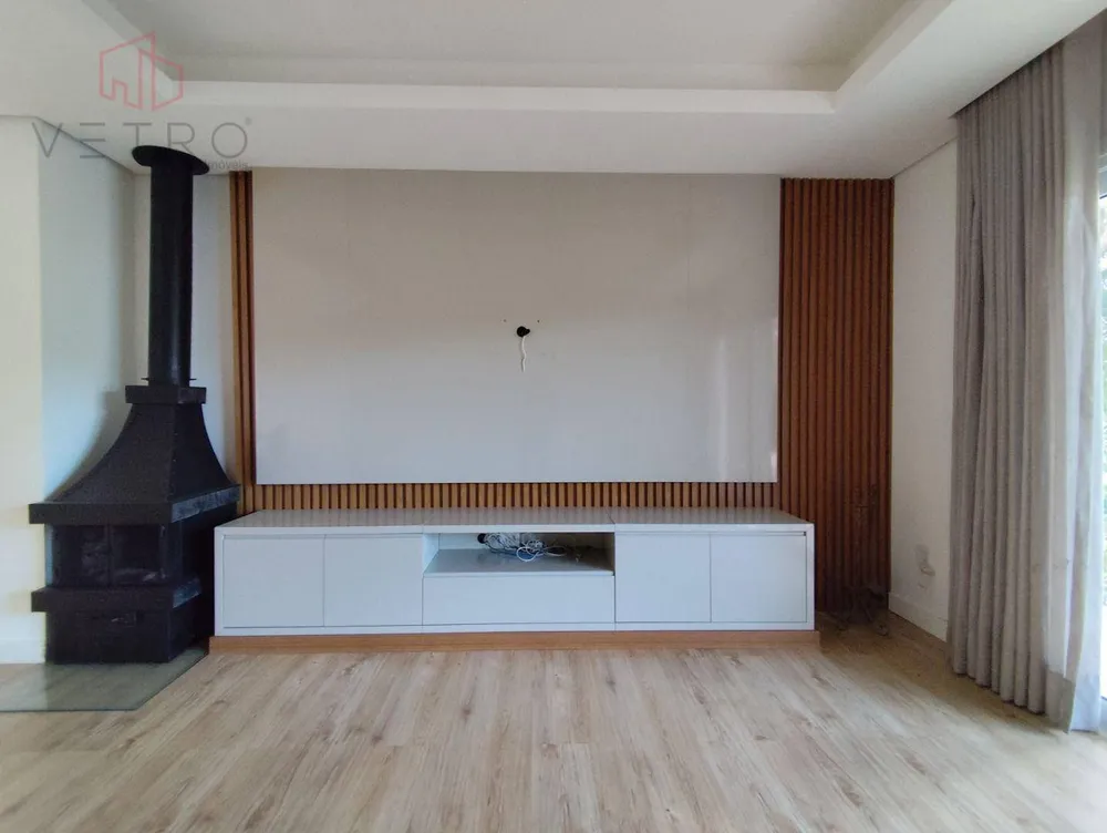 Casa, 3 quartos, 244 m² - Foto 2