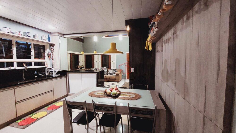 Casa, 3 quartos, 223 m² - Foto 8
