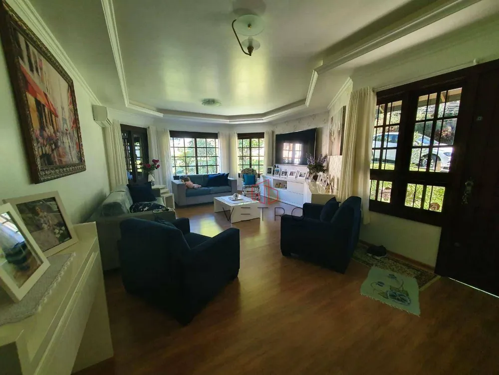 Casa, 4 quartos, 280 m² - Foto 2