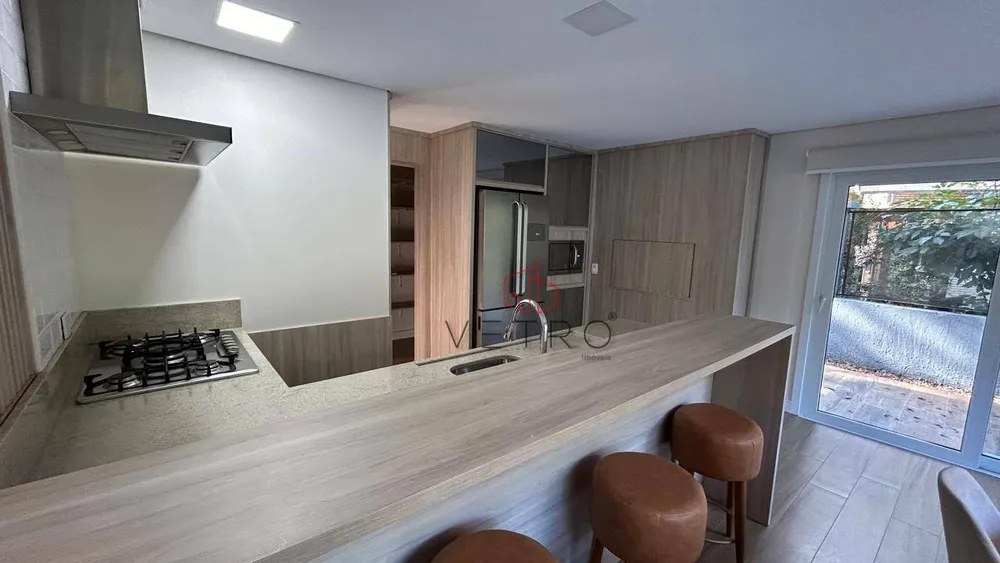Casa, 5 quartos, 280 m² - Foto 2