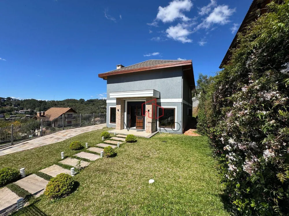 Casa, 3 quartos, 306 m² - Foto 1