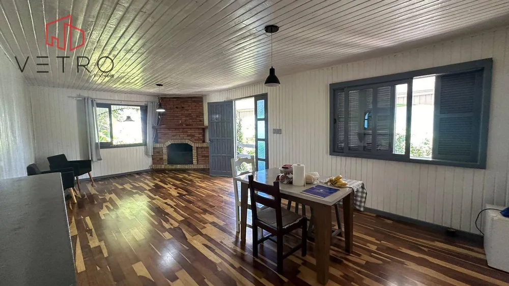 Casa, 5 quartos, 147 m² - Foto 2
