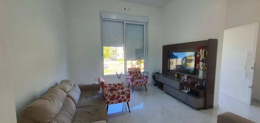 Casa, 3 quartos, 230 m² - Foto 1