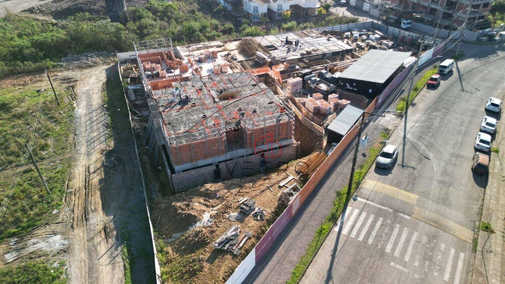 Apartamento à venda com 2 quartos, 105m² - Foto 8