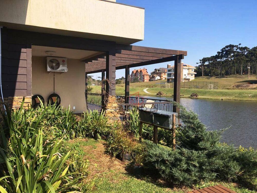 Casa de Condomínio à venda com 4 quartos, 447m² - Foto 4