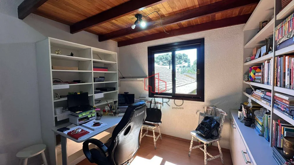 Casa, 3 quartos, 250 m² - Foto 11