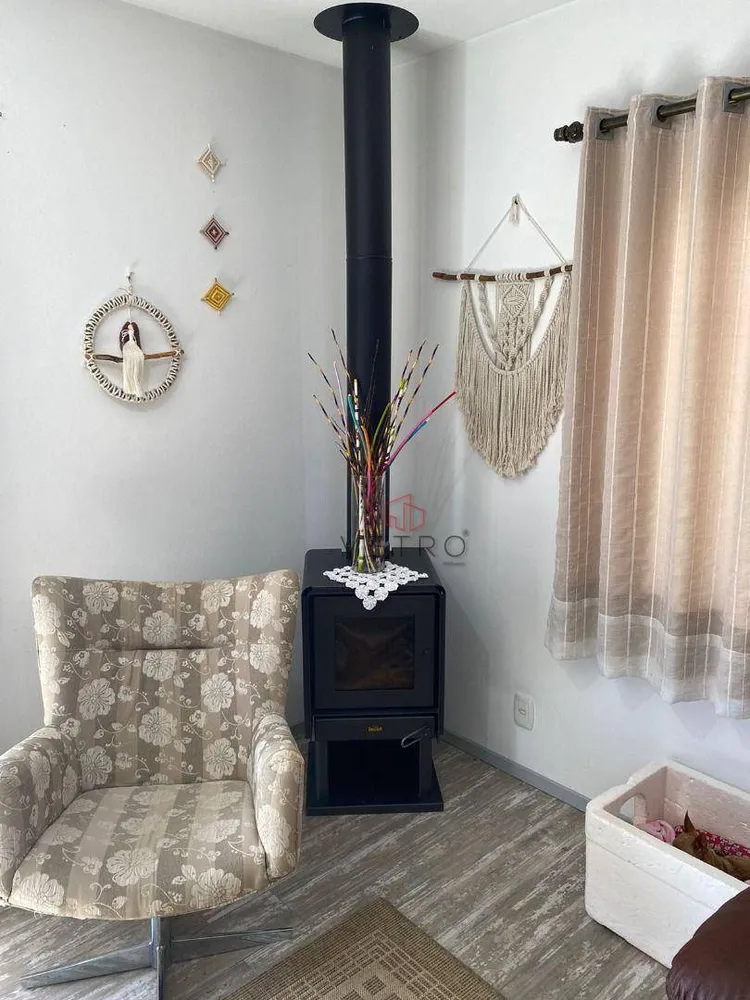 Casa, 5 quartos, 288 m² - Foto 1