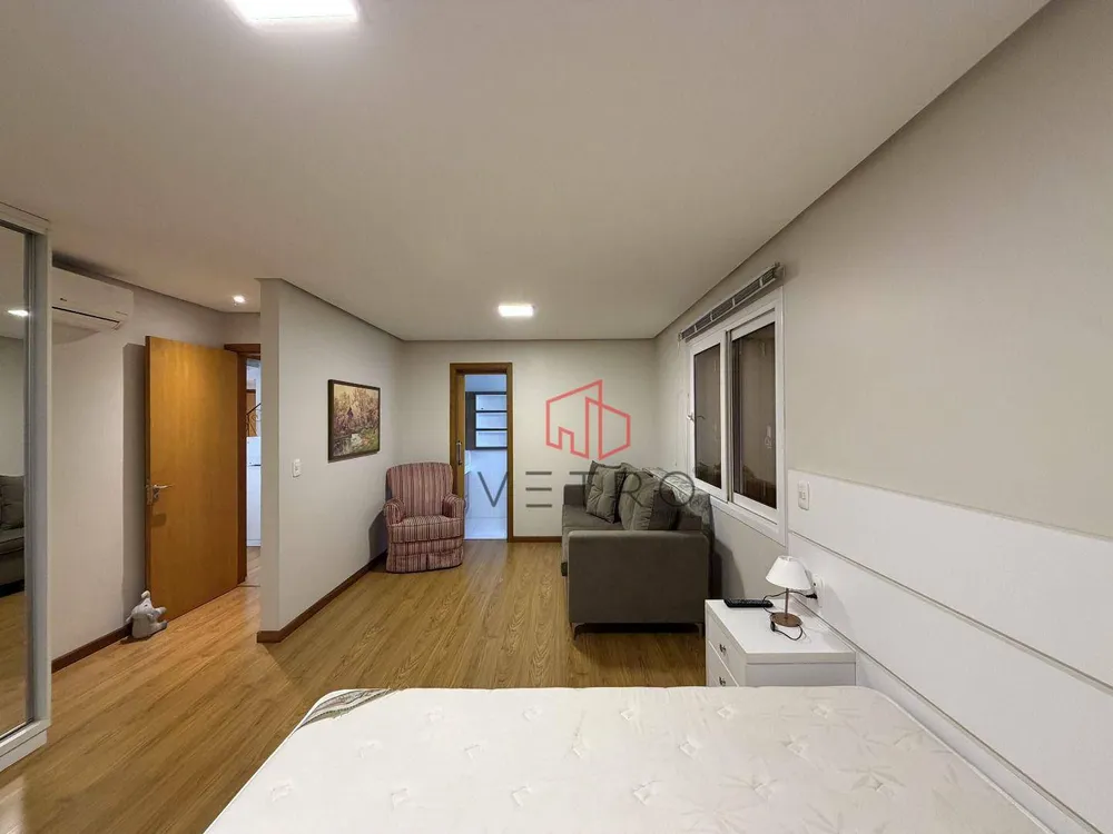 Apartamento, 4 quartos, 222 m² - Foto 2