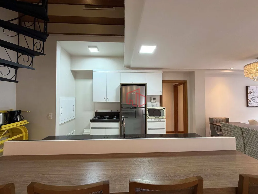 Apartamento, 4 quartos, 222 m² - Foto 1