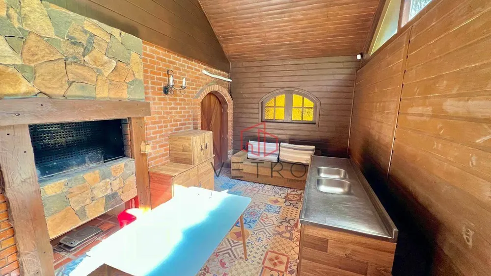 Casa, 4 quartos, 230 m² - Foto 4