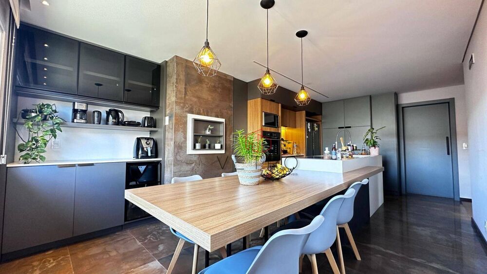 Apartamento, 3 quartos, 160 m² - Foto 1