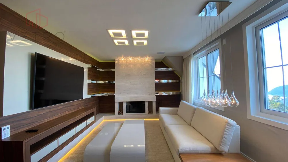 Apartamento, 3 quartos, 256 m² - Foto 2
