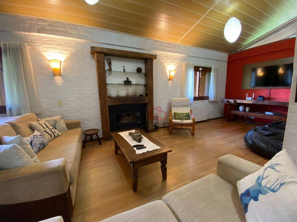 Casa, 3 quartos, 236 m² - Foto 3