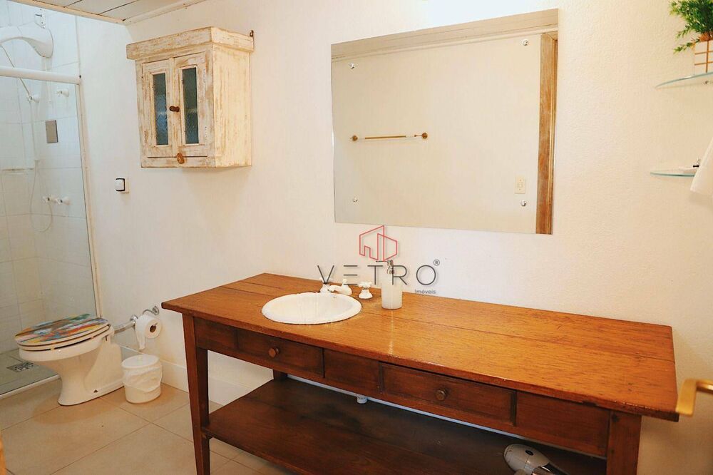 Casa, 3 quartos, 236 m² - Foto 7