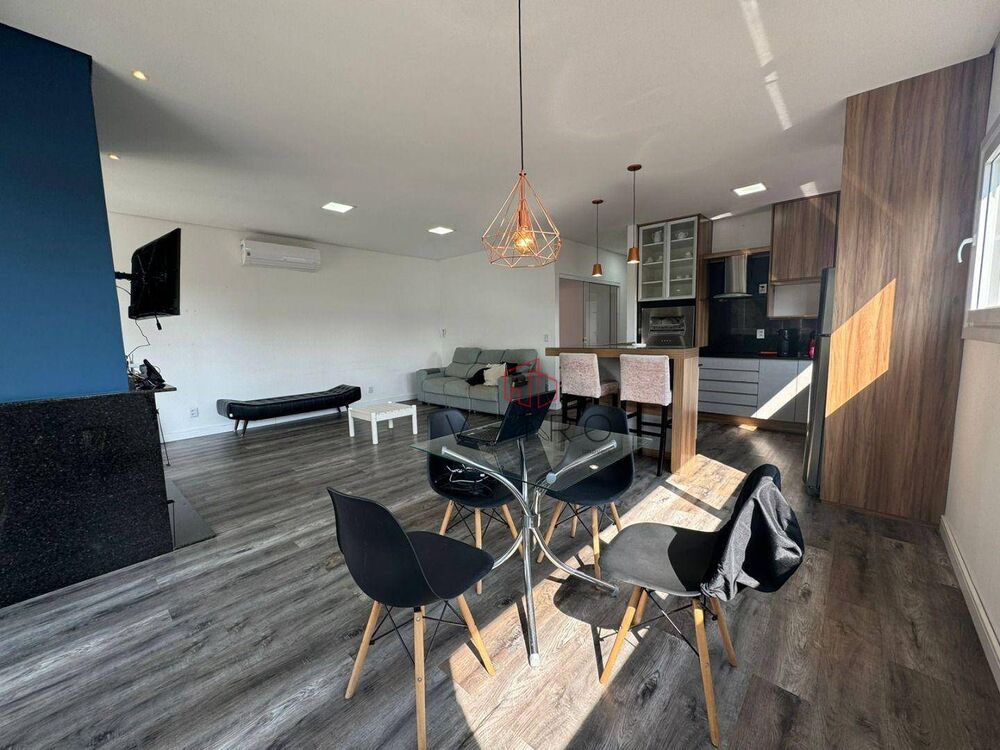 Casa, 3 quartos, 210 m² - Foto 1