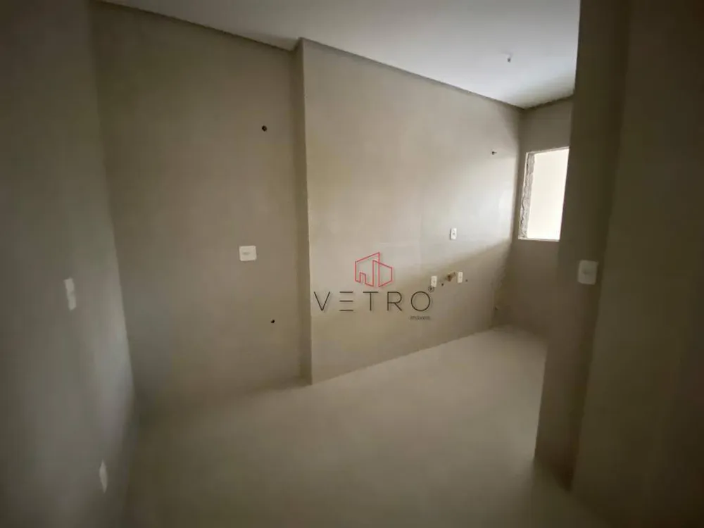 Apartamento, 3 quartos, 239 m² - Foto 2