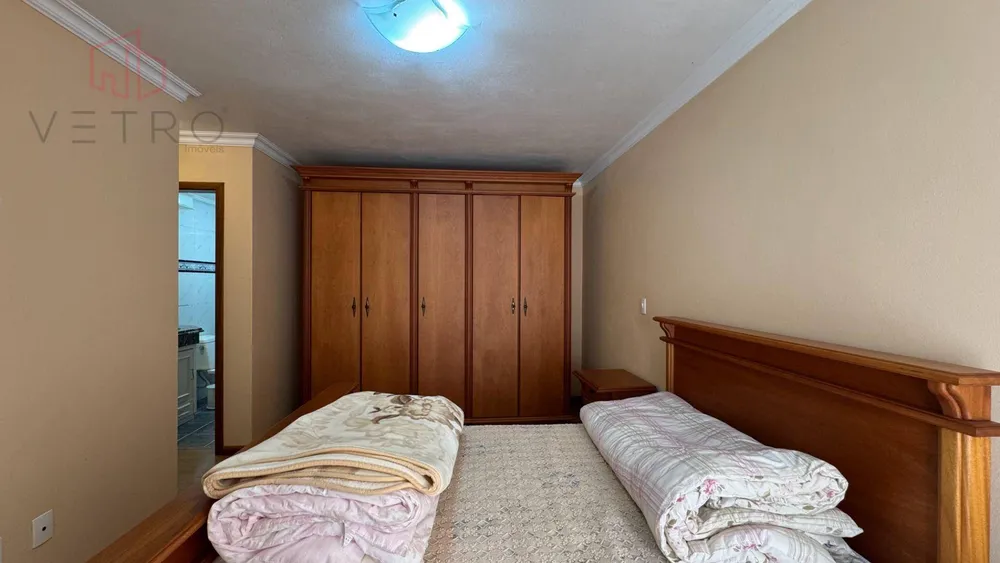 Casa, 3 quartos, 250 m² - Foto 8