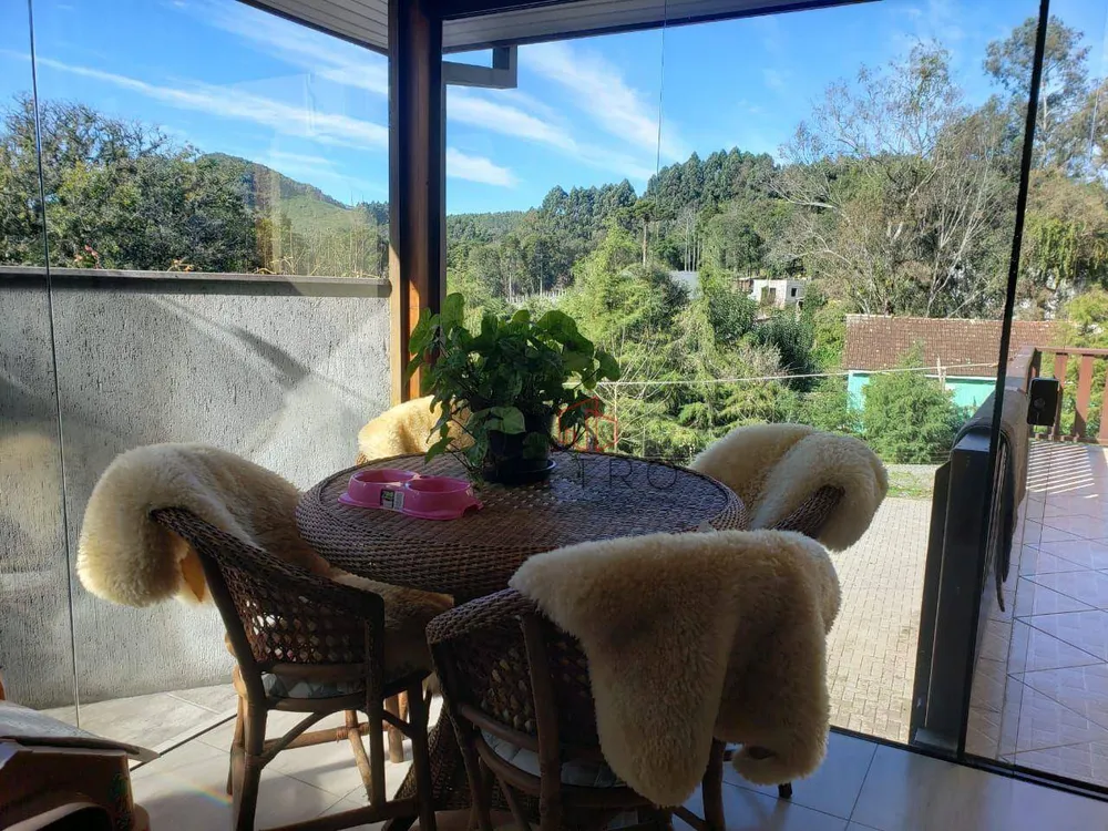 Casa, 4 quartos, 290 m² - Foto 2