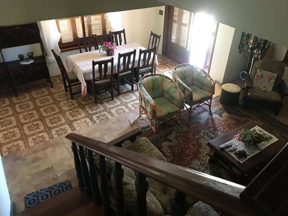 Casa, 4 quartos, 264 m² - Foto 2