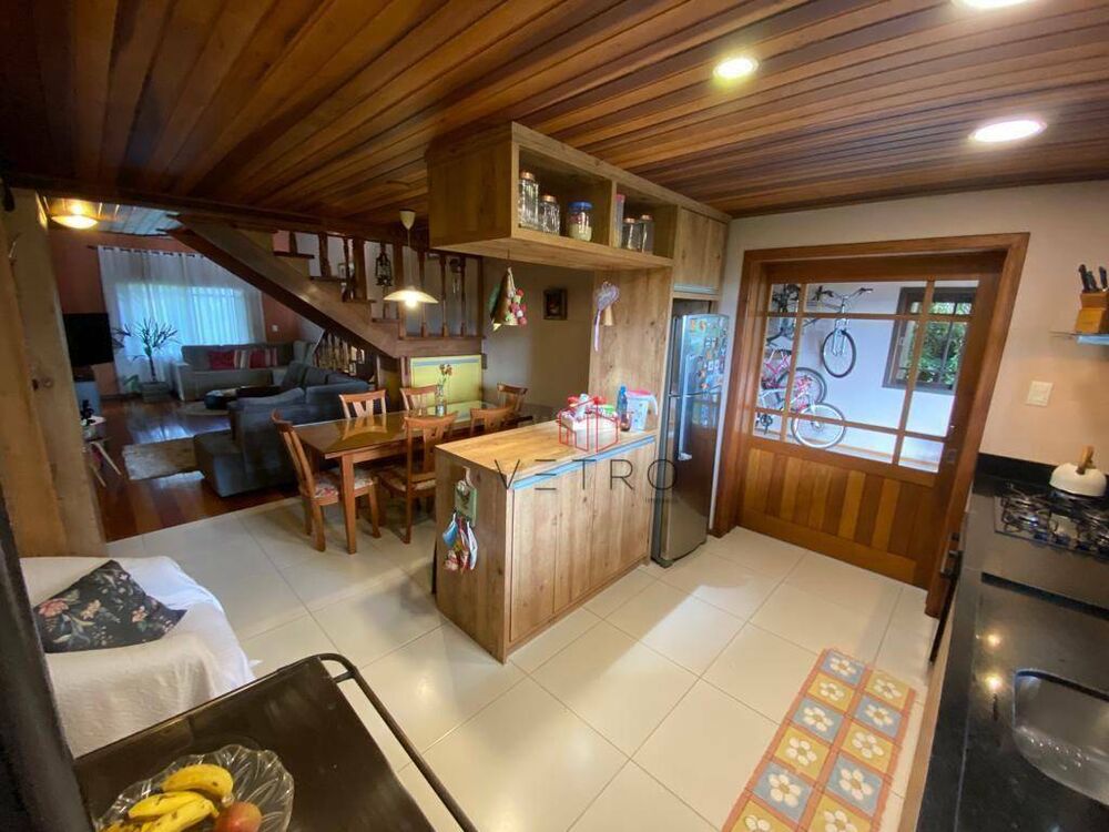 Casa, 4 quartos, 280 m² - Foto 8