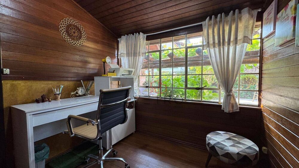 Casa, 5 quartos, 300 m² - Foto 14