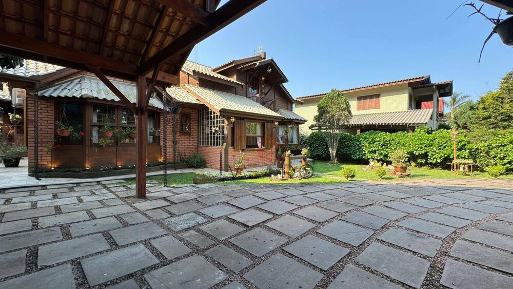 Casa, 5 quartos, 300 m² - Foto 8